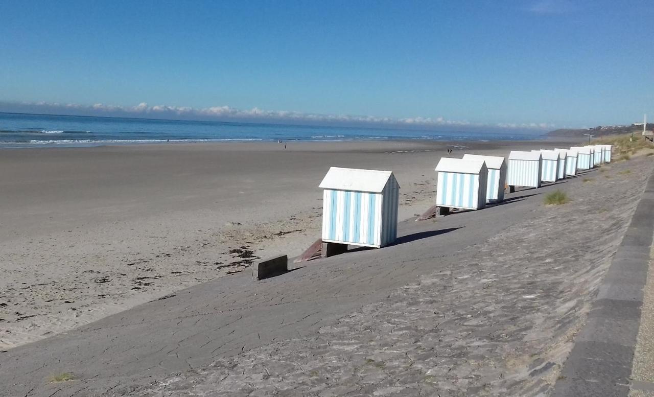 Gite De La Souche Avec Jacuzzi Doudeauville Екстер'єр фото